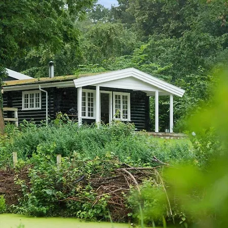 1582-dronningmolle-hulerodvej-33 Nyaraló *